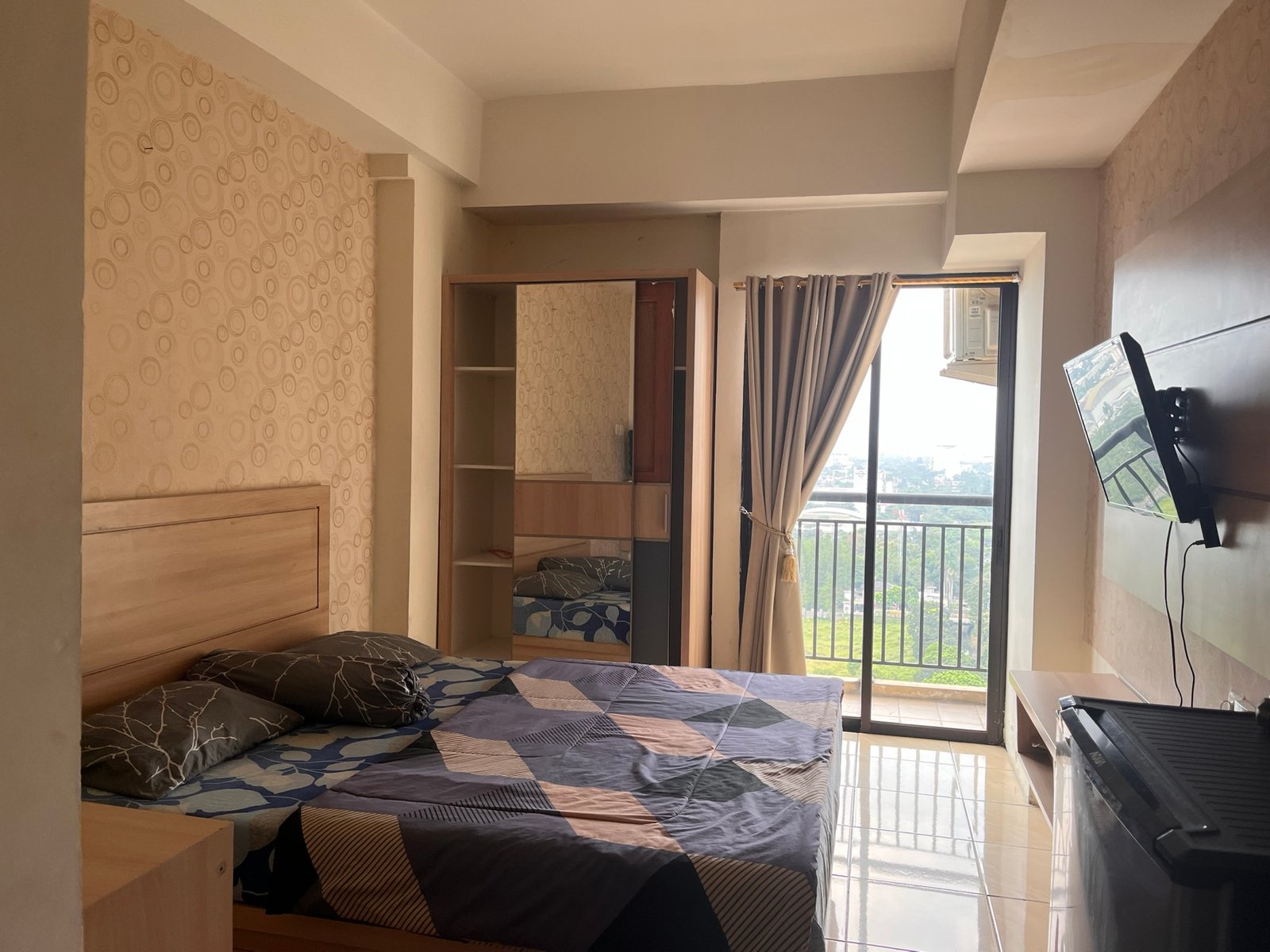 Dapur mini ByBee - kompor, kulkas, dan peralatan masak